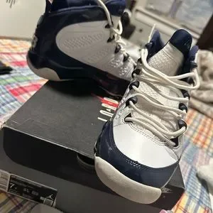Jordan hot sale 9s unc
